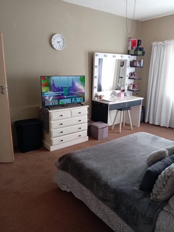 2 Bedroom Property for Sale in Three Rivers Gauteng