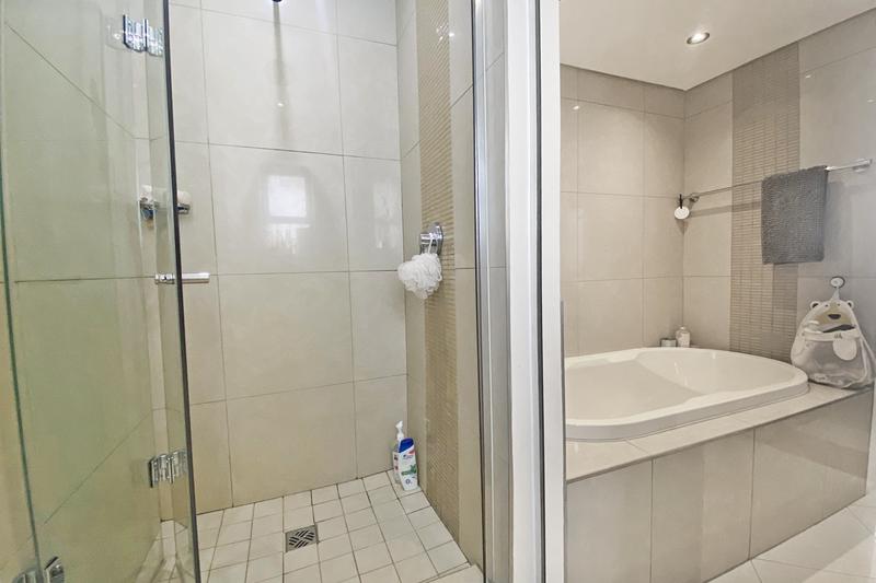 2 Bedroom Property for Sale in Morningside Gauteng