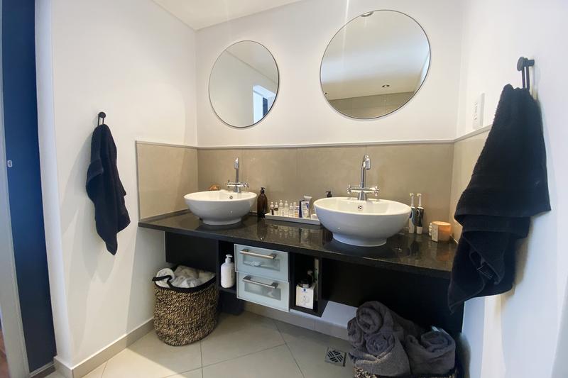 2 Bedroom Property for Sale in Morningside Gauteng