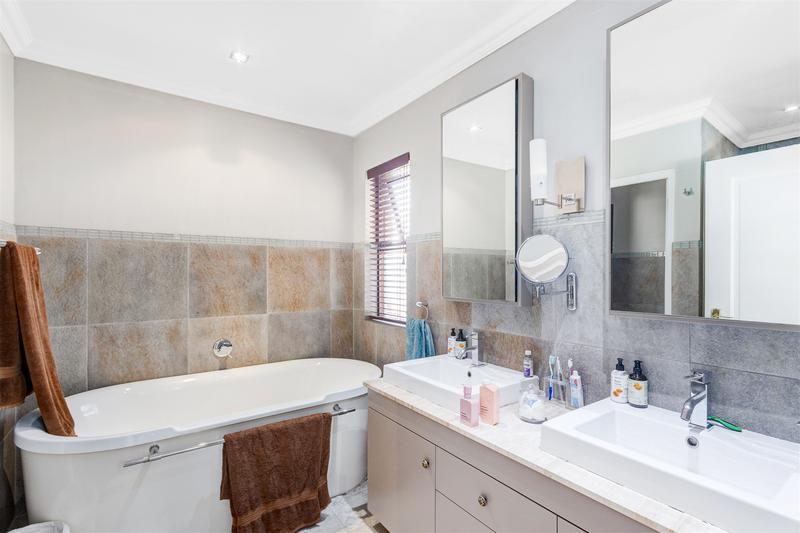 4 Bedroom Property for Sale in Sandown Gauteng
