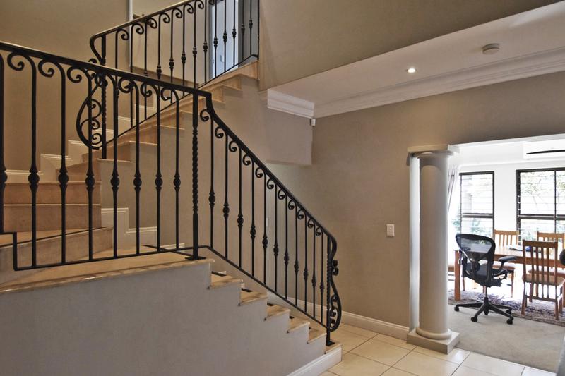 4 Bedroom Property for Sale in Sunset Acres Gauteng