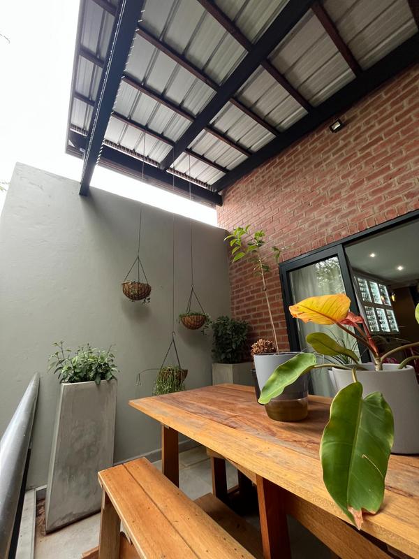 2 Bedroom Property for Sale in Menlo Park Gauteng
