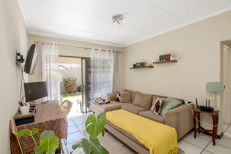 1 Bedroom Property for Sale in Douglasdale Gauteng