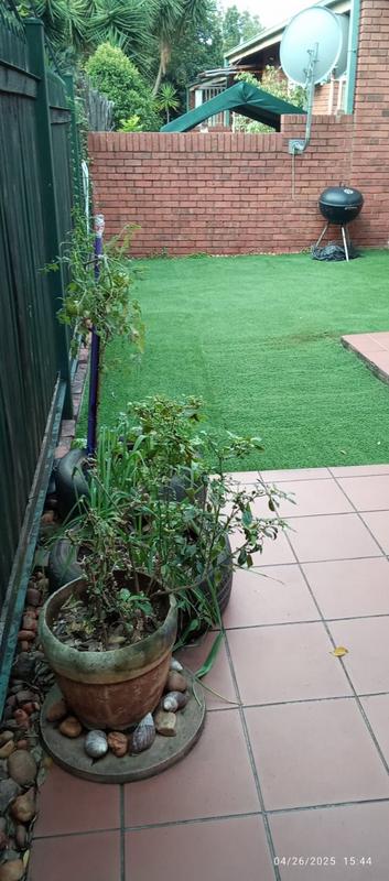 2 Bedroom Property for Sale in La Montagne Gauteng