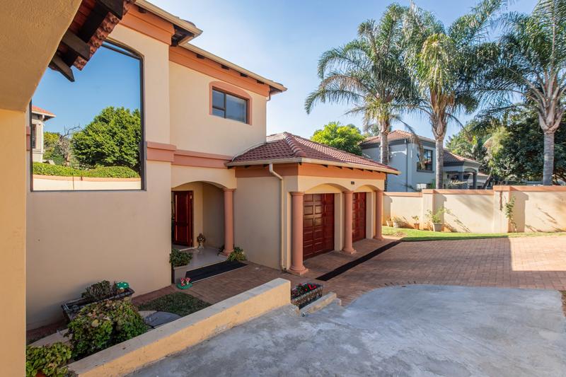 4 Bedroom Property for Sale in Ruimsig Gauteng