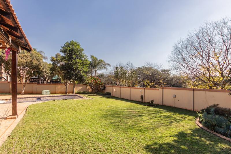 4 Bedroom Property for Sale in Ruimsig Gauteng