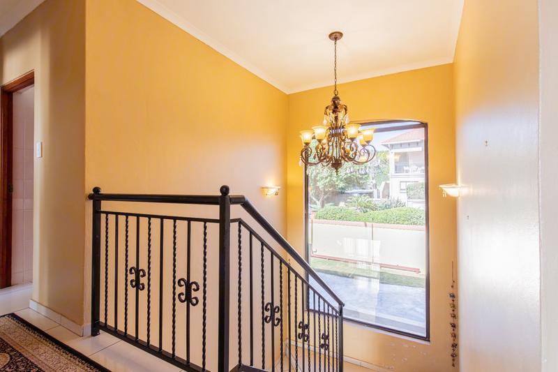 4 Bedroom Property for Sale in Ruimsig Gauteng