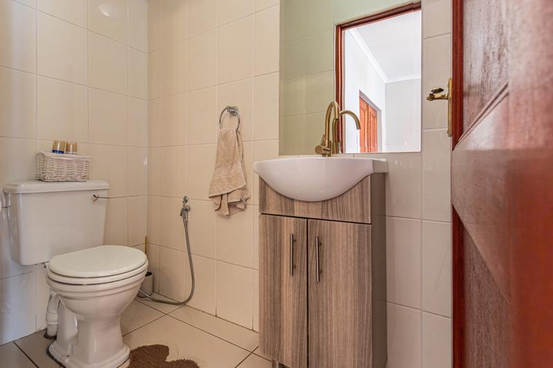 4 Bedroom Property for Sale in Ruimsig Gauteng