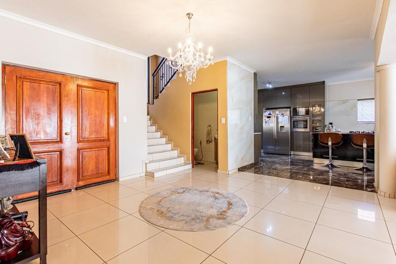 4 Bedroom Property for Sale in Ruimsig Gauteng