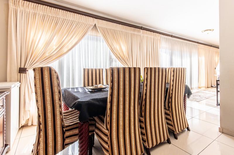 4 Bedroom Property for Sale in Ruimsig Gauteng