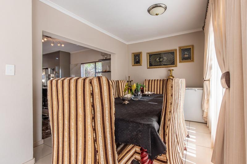 4 Bedroom Property for Sale in Ruimsig Gauteng