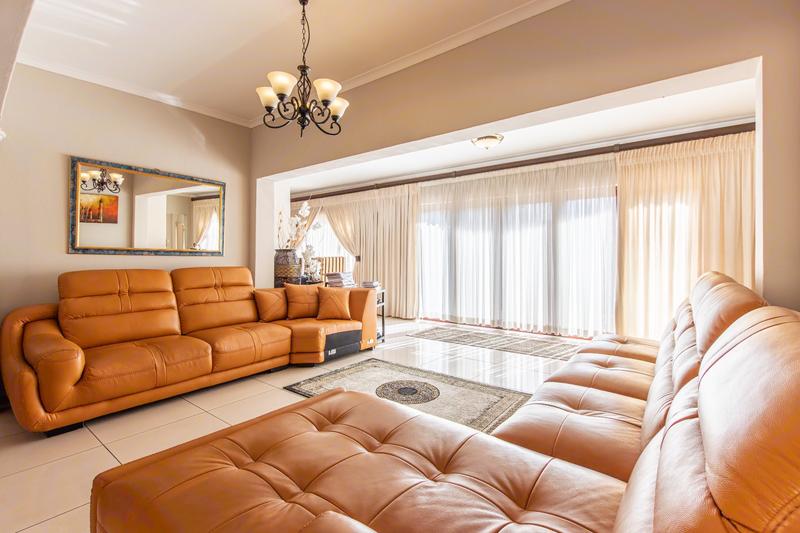 4 Bedroom Property for Sale in Ruimsig Gauteng