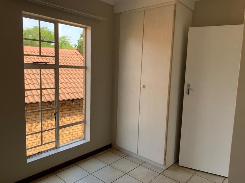 To Let 2 Bedroom Property for Rent in Olympus Gauteng