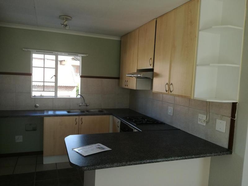 To Let 2 Bedroom Property for Rent in Olympus Gauteng