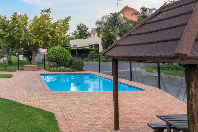 2 Bedroom Property for Sale in Bedfordview Gauteng