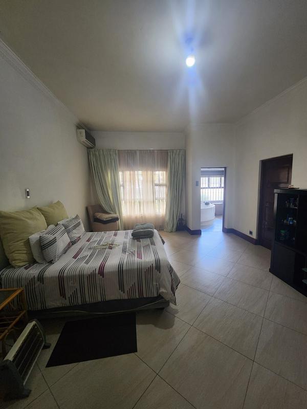 5 Bedroom Property for Sale in Erasmia Gauteng