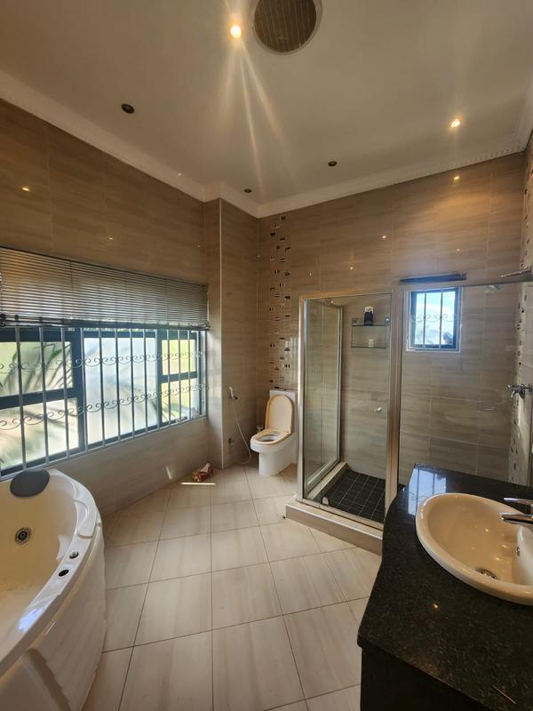 5 Bedroom Property for Sale in Erasmia Gauteng