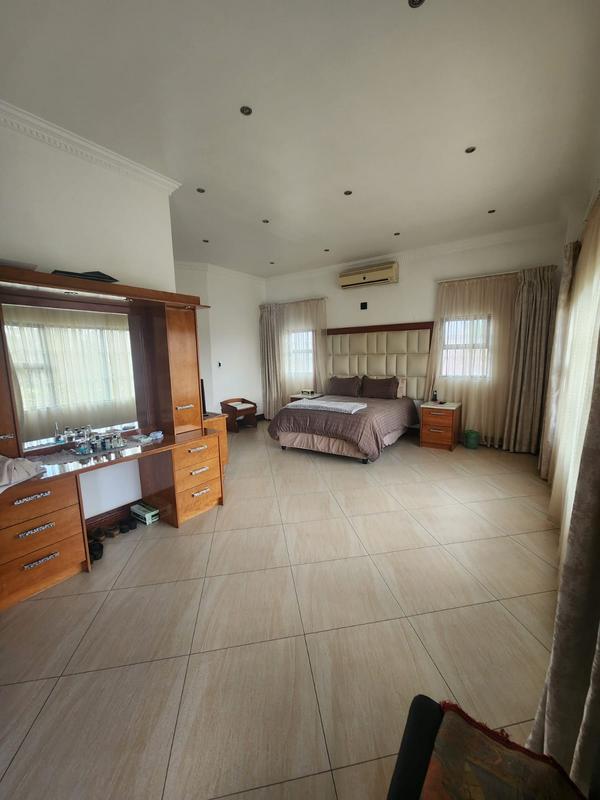5 Bedroom Property for Sale in Erasmia Gauteng
