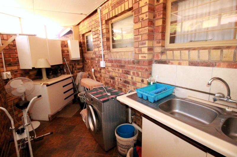 2 Bedroom Property for Sale in Amandasig Gauteng