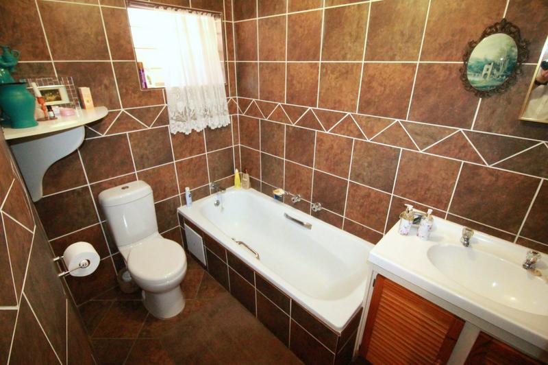 2 Bedroom Property for Sale in Amandasig Gauteng