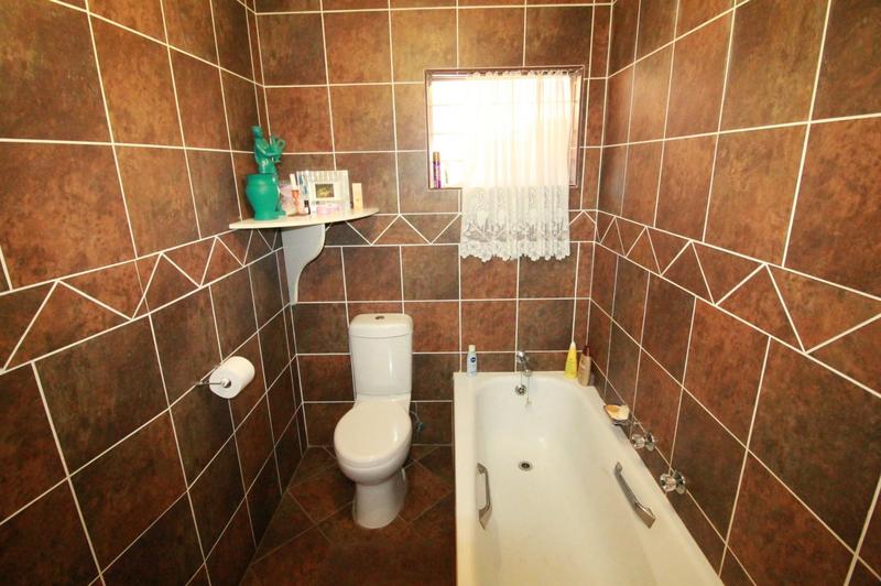 2 Bedroom Property for Sale in Amandasig Gauteng