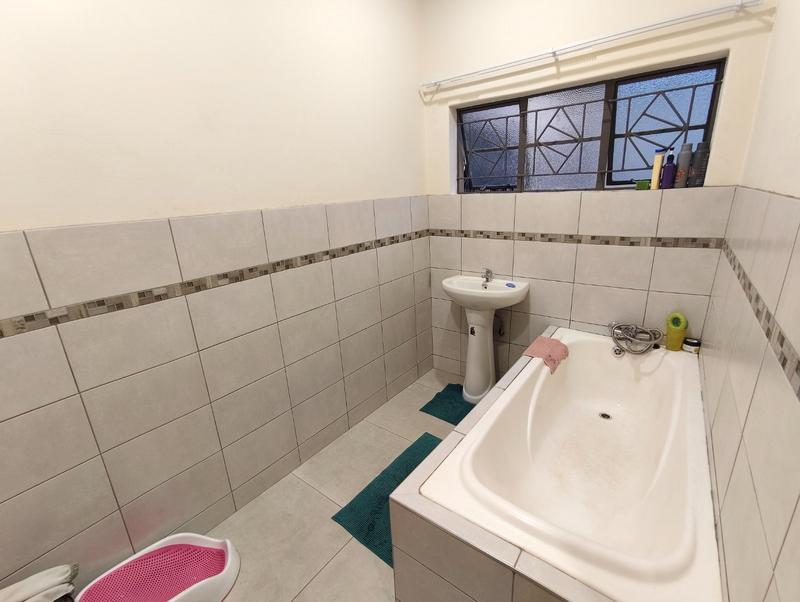 3 Bedroom Property for Sale in Sinoville Gauteng