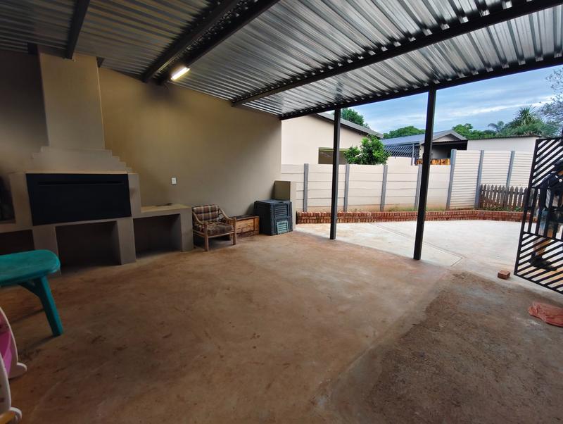 3 Bedroom Property for Sale in Sinoville Gauteng