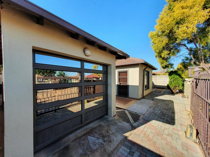 3 Bedroom Property for Sale in The Orchards Gauteng