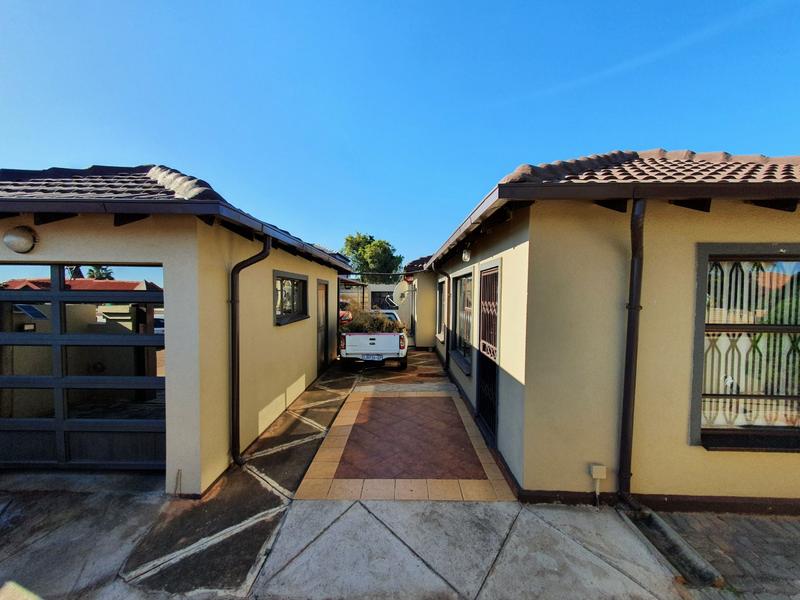 3 Bedroom Property for Sale in The Orchards Gauteng