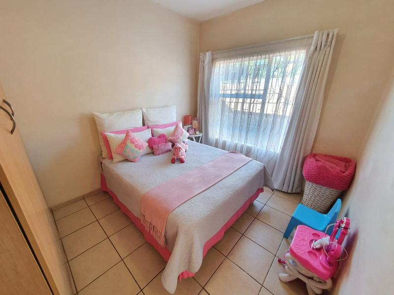 2 Bedroom Property for Sale in Theresa Park Gauteng