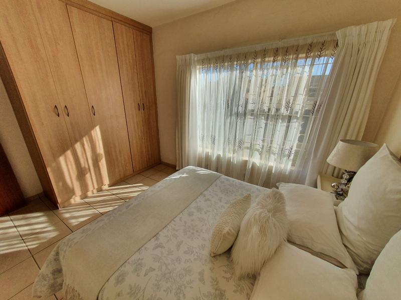 2 Bedroom Property for Sale in Theresa Park Gauteng