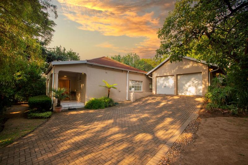 3 Bedroom Property for Sale in Bedfordview Gauteng