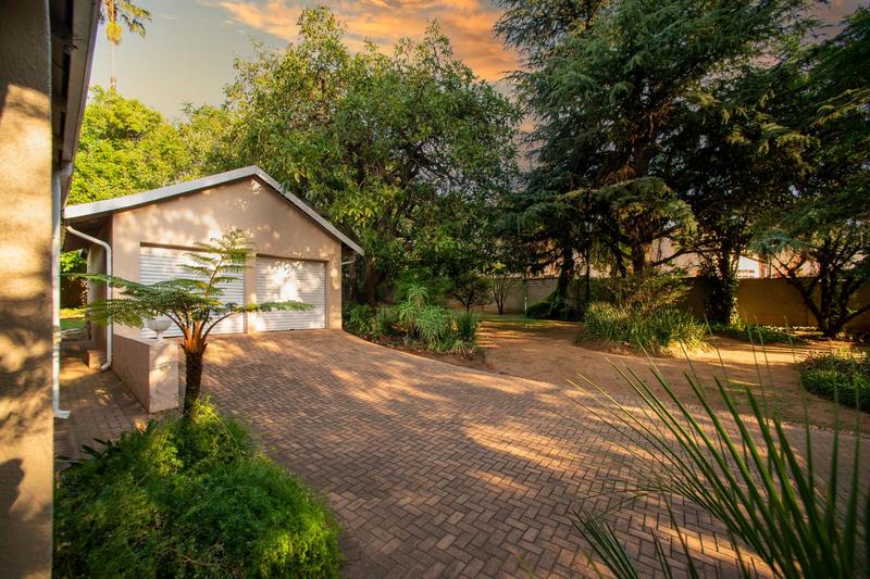 3 Bedroom Property for Sale in Bedfordview Gauteng