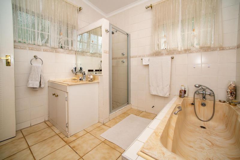 3 Bedroom Property for Sale in Bedfordview Gauteng