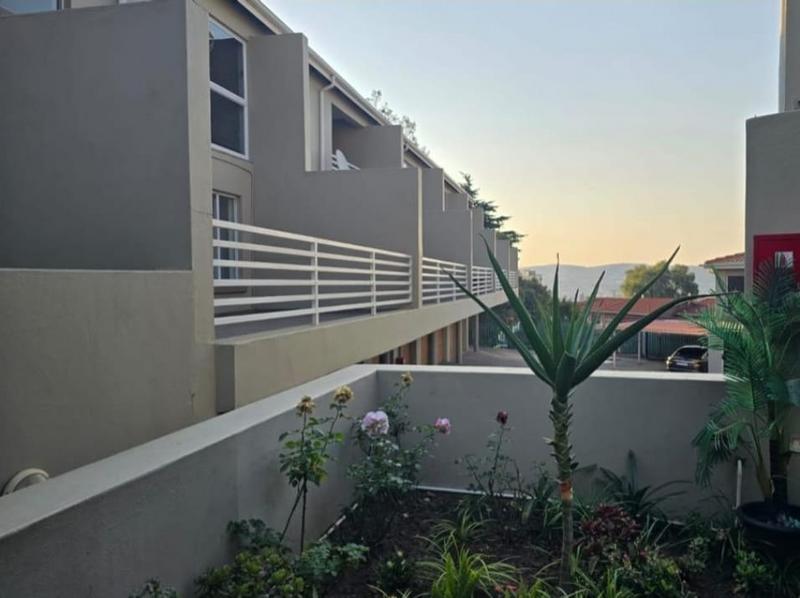 To Let 3 Bedroom Property for Rent in Bedford Gardens Gauteng