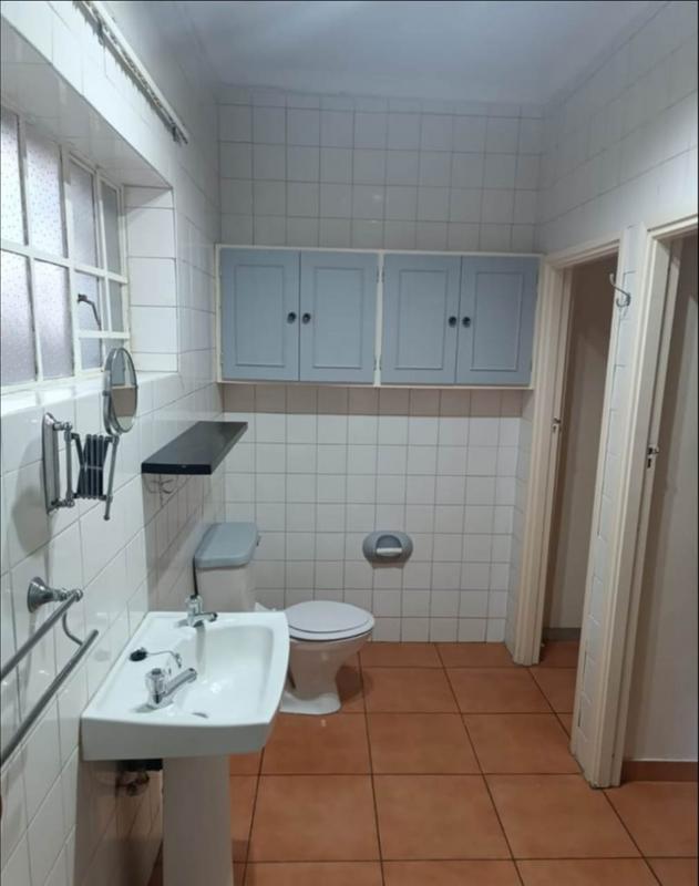 To Let 1 Bedroom Property for Rent in Bedfordview Gauteng