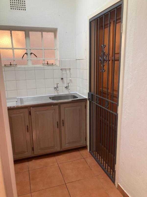 1 Bedroom Property for Sale in Bedfordview Gauteng