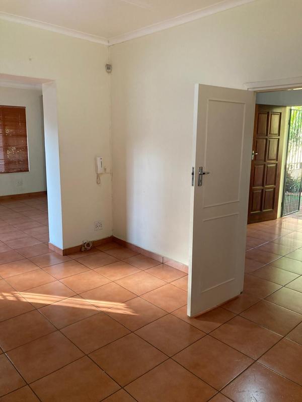 1 Bedroom Property for Sale in Bedfordview Gauteng