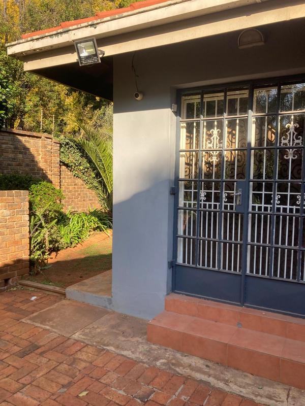1 Bedroom Property for Sale in Bedfordview Gauteng