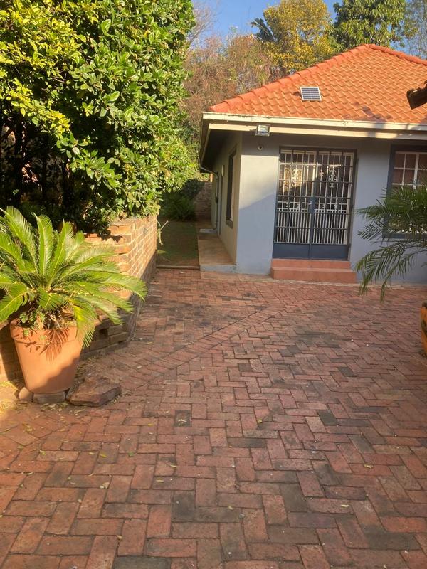 1 Bedroom Property for Sale in Bedfordview Gauteng
