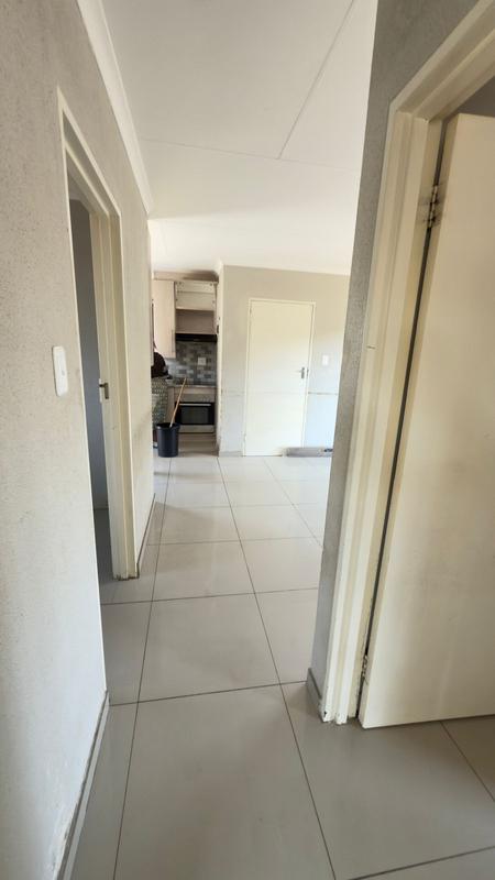 2 Bedroom Property for Sale in Crystal Park Gauteng