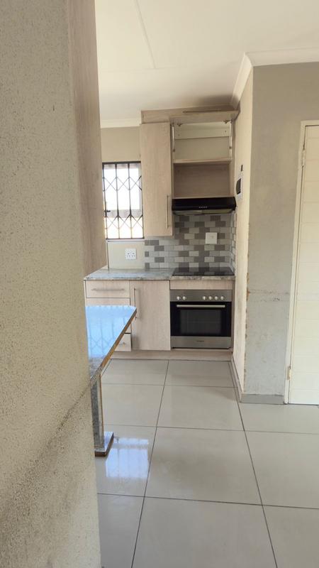 2 Bedroom Property for Sale in Crystal Park Gauteng