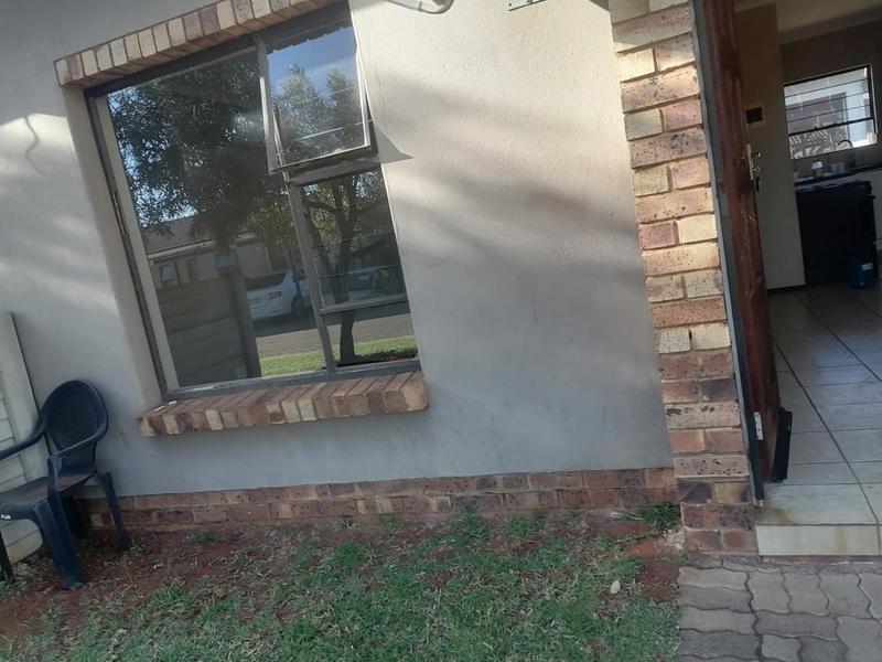 To Let 2 Bedroom Property for Rent in Dawn Park Gauteng