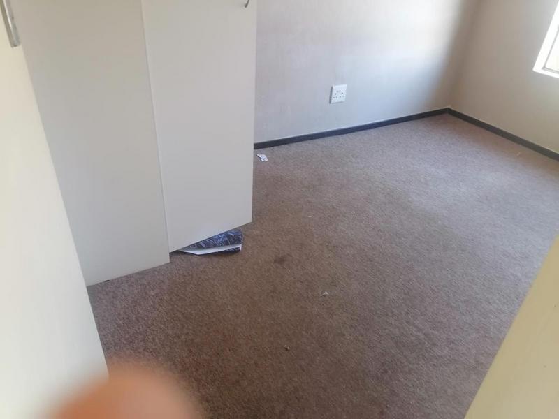 To Let 2 Bedroom Property for Rent in Dawn Park Gauteng