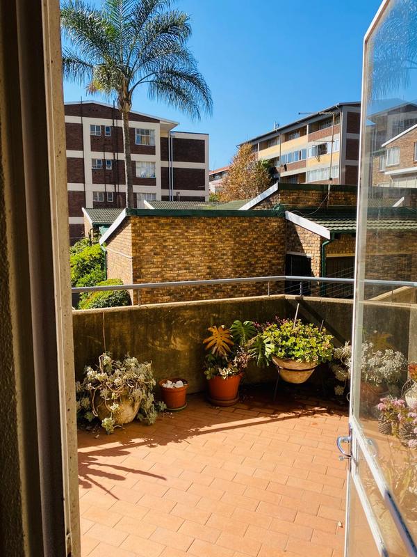 To Let 2 Bedroom Property for Rent in Primrose Hill Gauteng