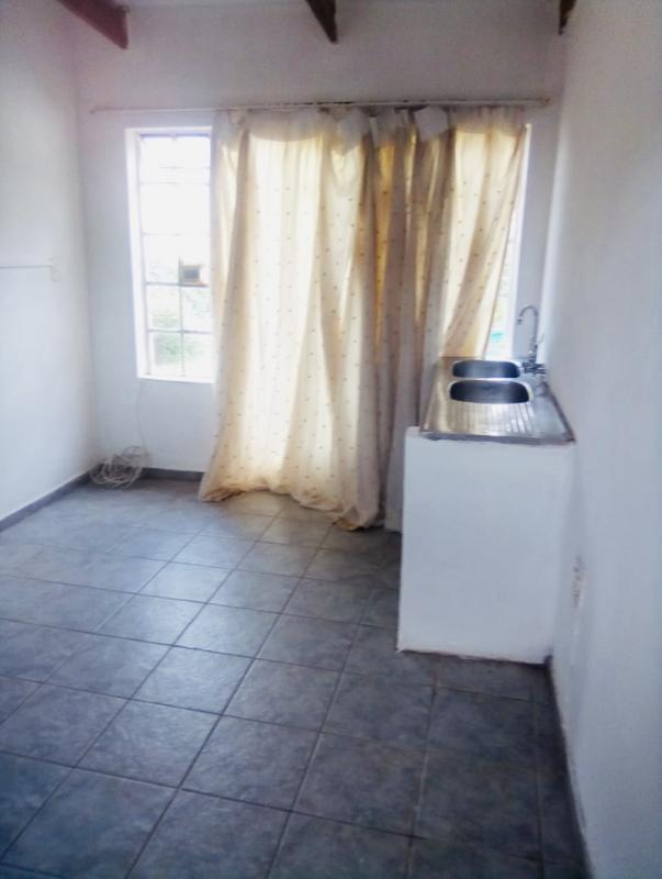 To Let 1 Bedroom Property for Rent in Sunnyridge Gauteng