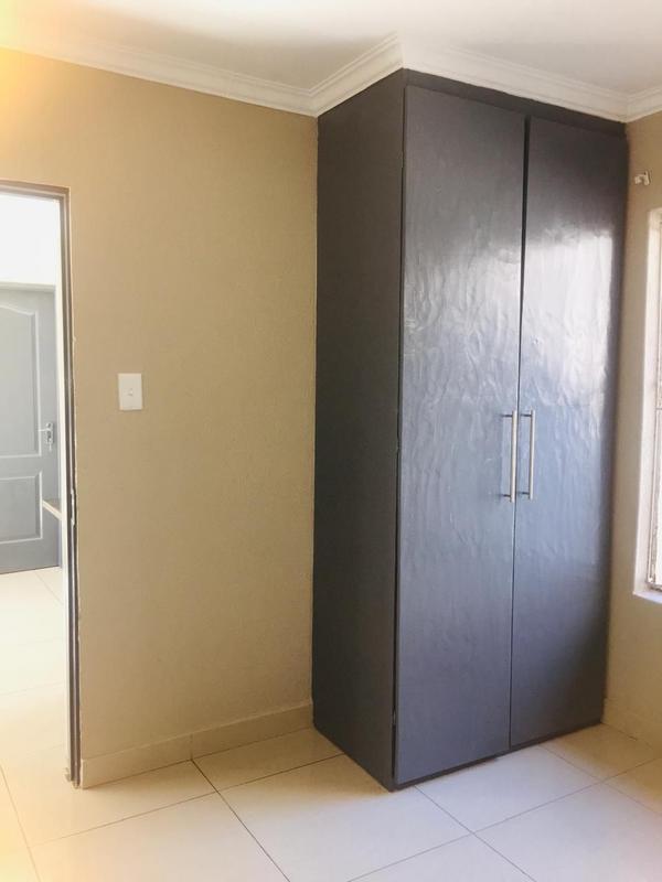 To Let 2 Bedroom Property for Rent in Birch Acres Gauteng