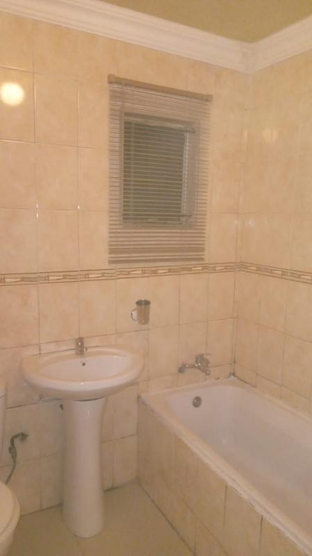 To Let 3 Bedroom Property for Rent in Protea Glen Gauteng