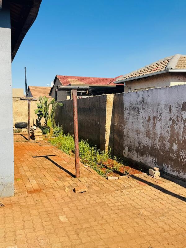 To Let 3 Bedroom Property for Rent in Dawn Park Gauteng