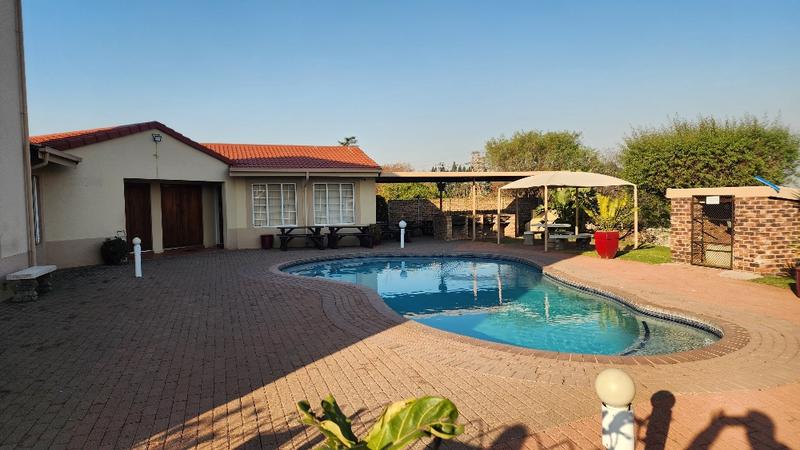 2 Bedroom Property for Sale in Primrose Hill Gauteng